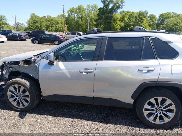 Toyota RAV4 Xle Premium