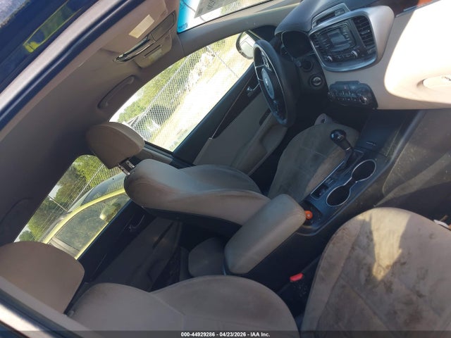 Kia Sorento 3.3l Lx