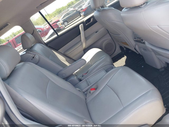 Toyota Highlander Se V6