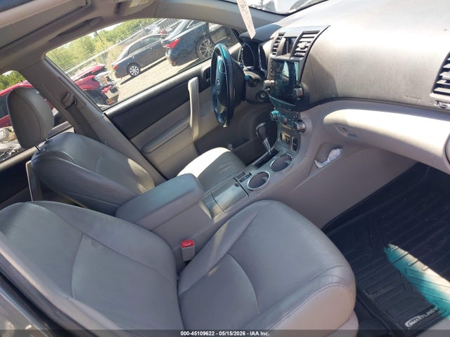 Toyota Highlander Se V6
