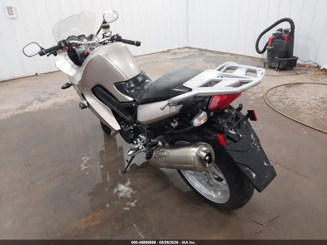BMW F-800 St