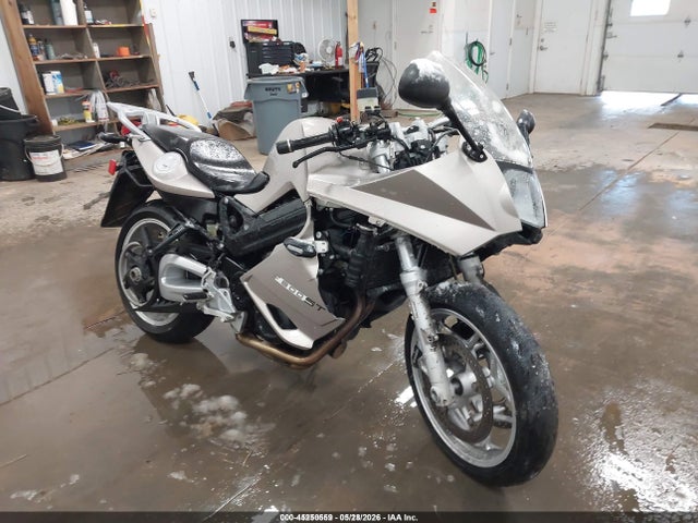 Salvage BMW F-800 Image