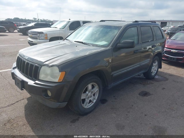 Jeep Grand Cherokee Laredo