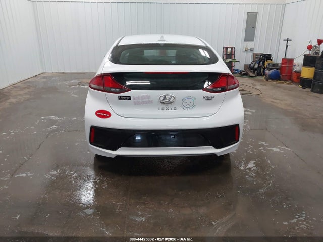 Hyundai Ioniq Blue