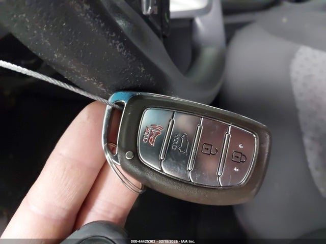 Hyundai Ioniq Blue