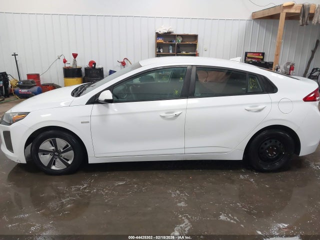 Hyundai Ioniq Blue