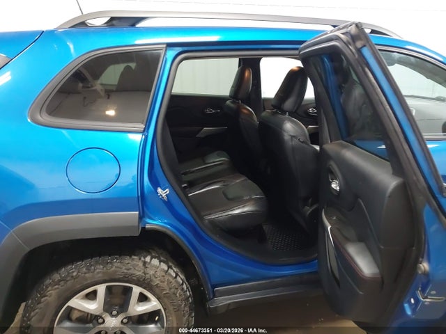 Jeep Cherokee Trailhawk 4x4
