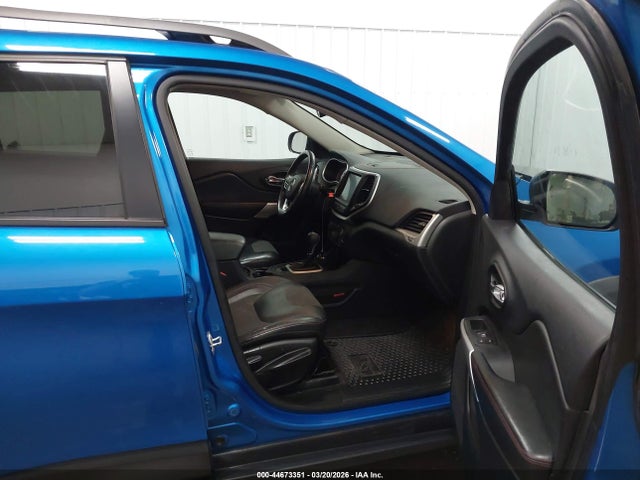 Jeep Cherokee Trailhawk 4x4