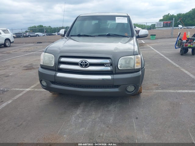 Toyota Tundra Sr5 V8