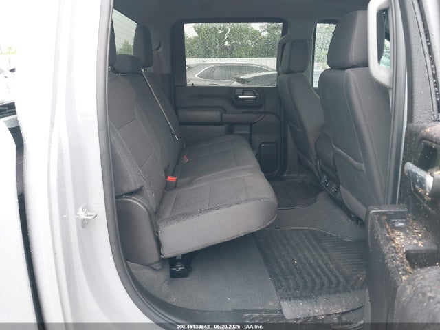 Chevrolet Silverado 2500 4wd  Standard Bed Custom