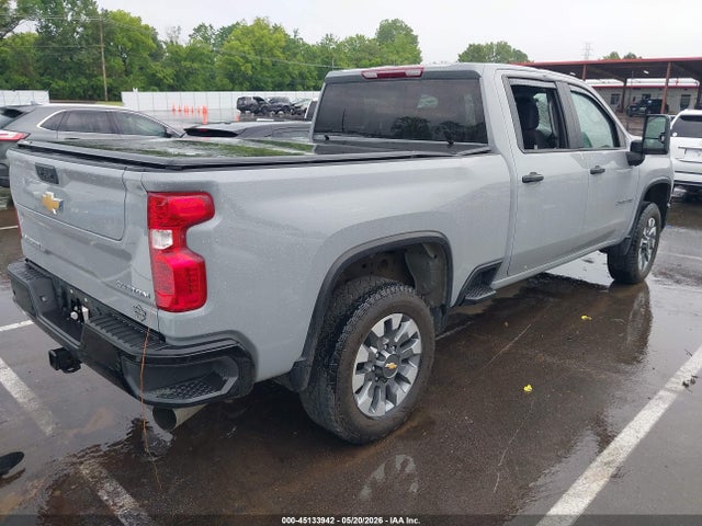 Chevrolet Silverado 2500 4wd  Standard Bed Custom