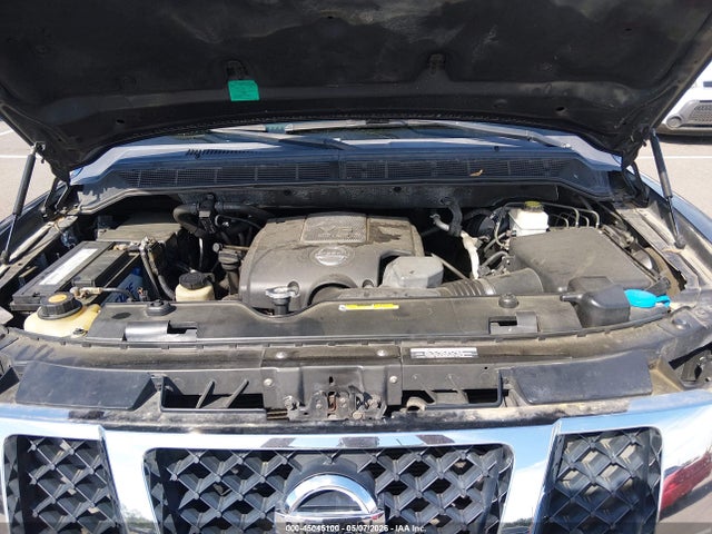 Nissan Armada Platinum