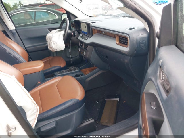 Ford Maverick Lariat