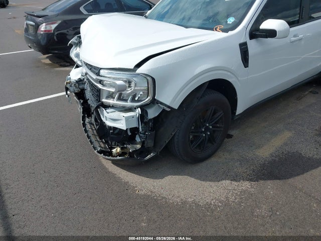 Ford Maverick Lariat