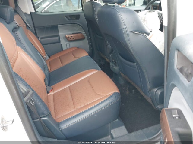Ford Maverick Lariat