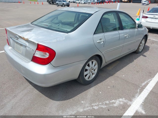 Toyota Camry Xle V6