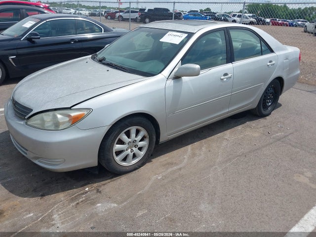 Toyota Camry Xle V6