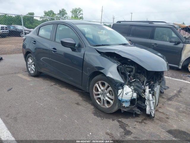 Salvage Toyota Yaris Image
