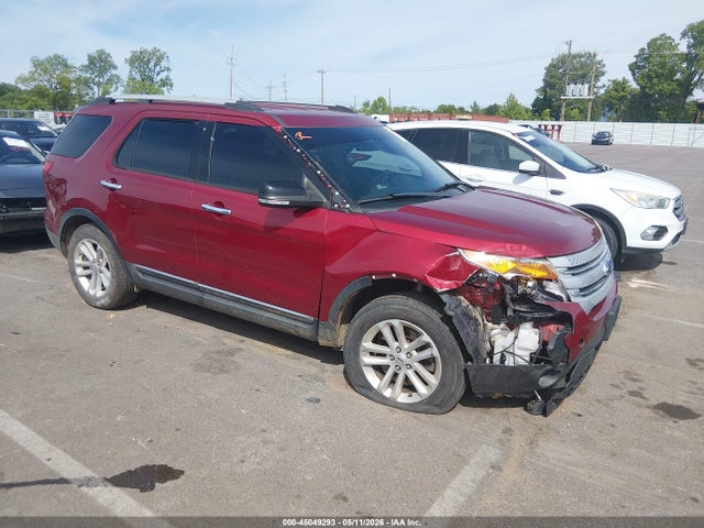 Salvage Ford Explorer Image