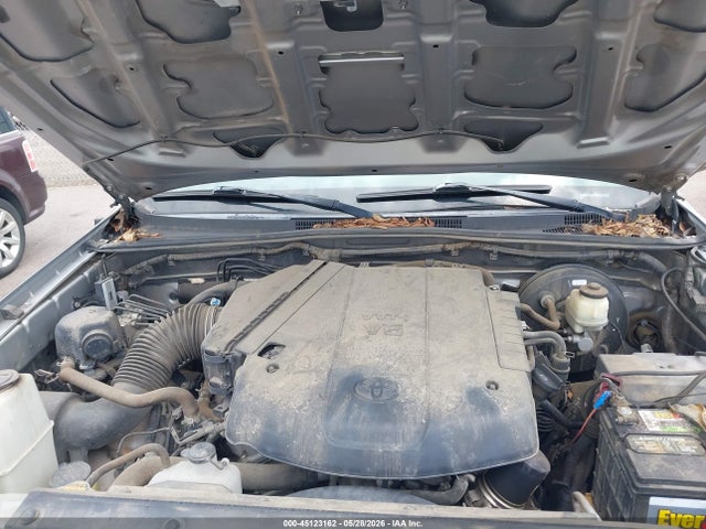 Toyota Tacoma Base V6