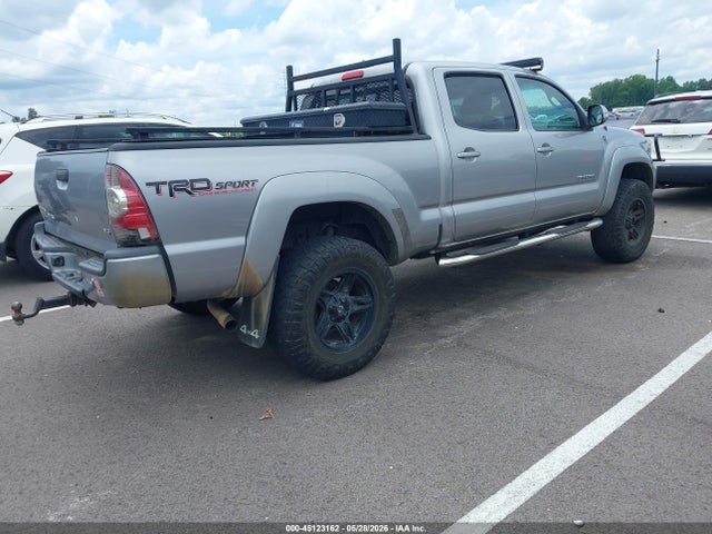 Toyota Tacoma Base V6