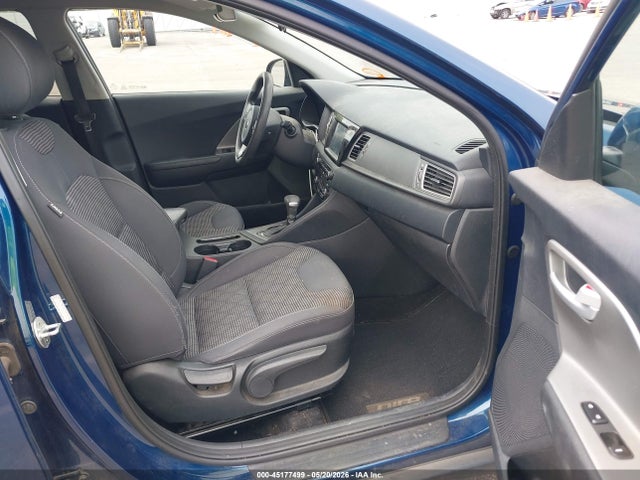 Kia Niro Lx