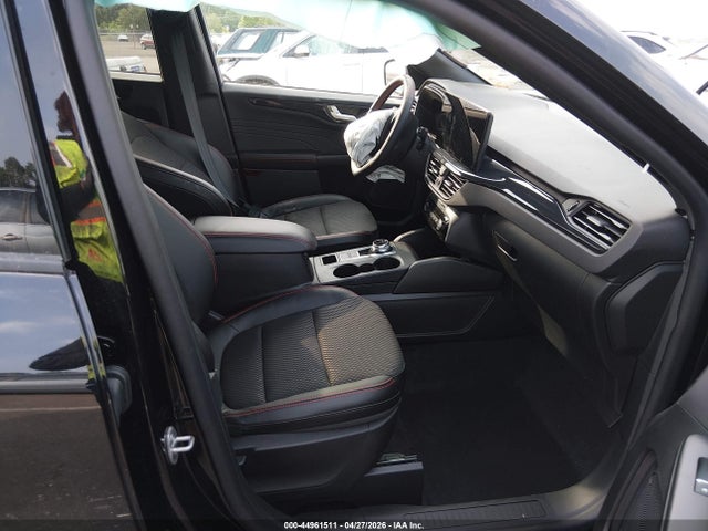 Ford Escape St-line