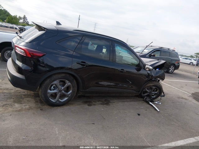 Ford Escape St-line