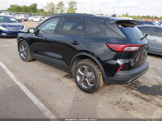 Ford Escape St-line