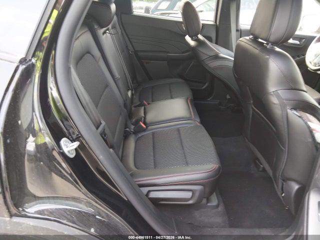 Ford Escape St-line