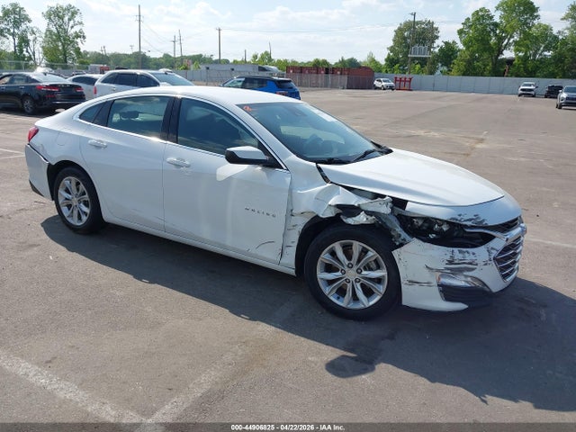 Salvage Chevrolet Malibu Image