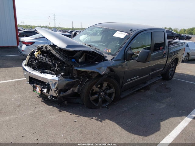 Nissan Titan Sv