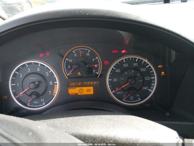 Nissan Titan Sv
