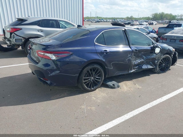 Toyota Camry Xse