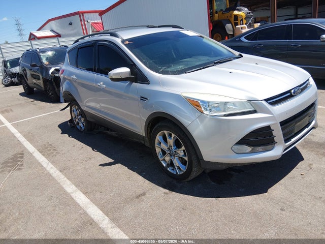 Salvage Ford Escape Image