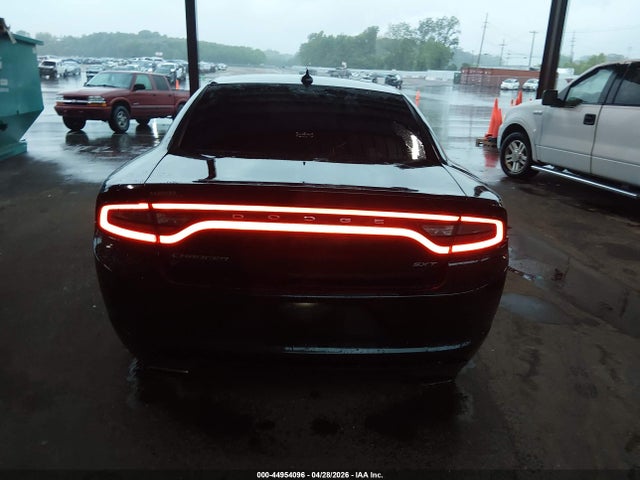 Dodge Charger Sxt Rwd