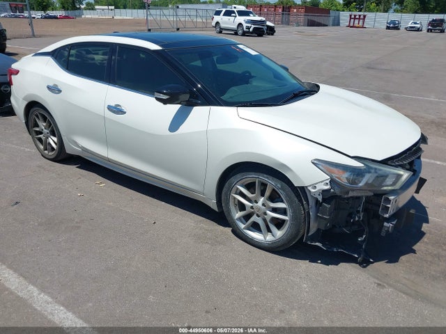 Salvage Nissan Maxima Image