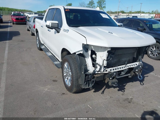 Salvage Chevrolet Silverado 1500 Image