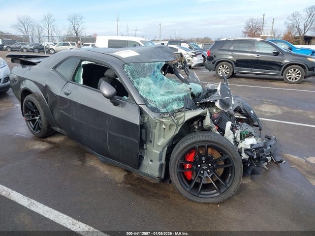 Salvage Dodge Challenger Image