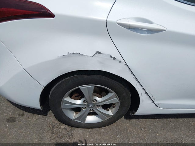 Hyundai ELANTRA Value Edition