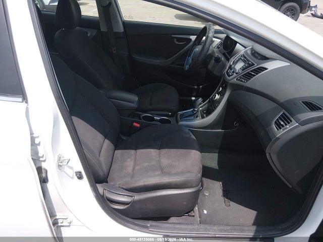 Hyundai ELANTRA Value Edition