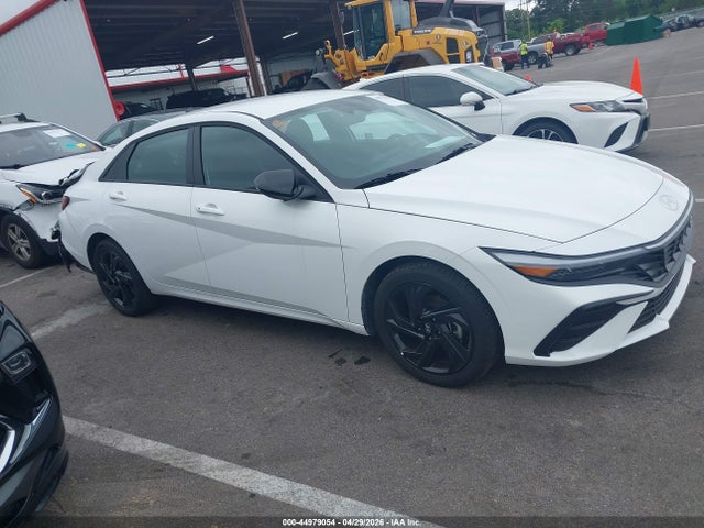 Hyundai ELANTRA Sel Sport
