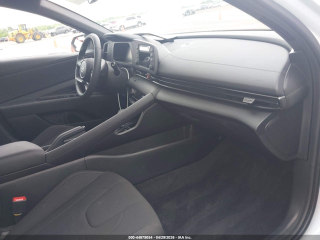 Hyundai ELANTRA Sel Sport