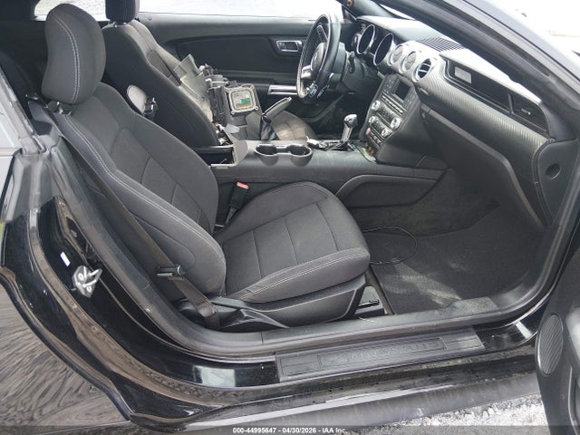 Ford Mustang V6