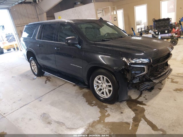 Salvage Chevrolet Suburban Image