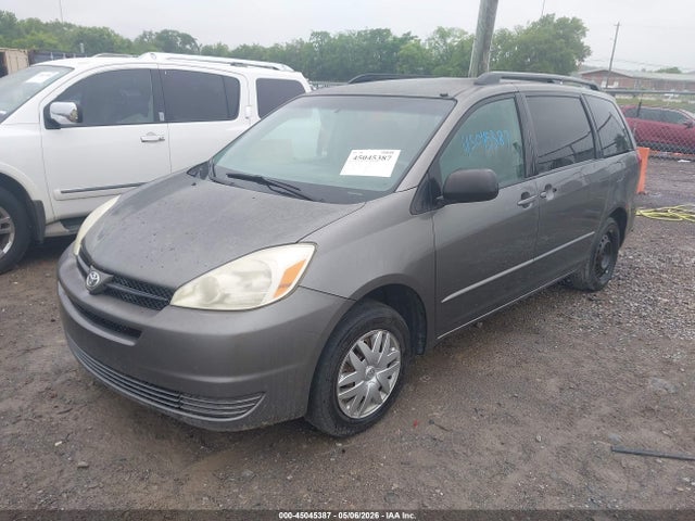 Toyota Sienna Le