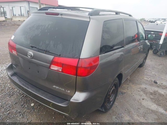 Toyota Sienna Le
