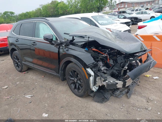 Salvage Honda CR-V Hybrid Image