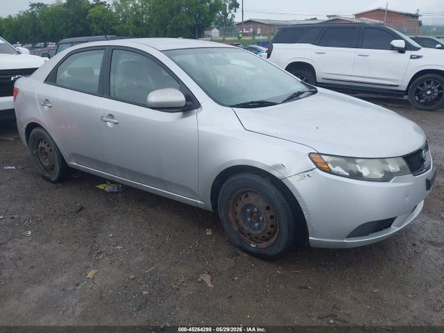 Salvage Kia Forte Image