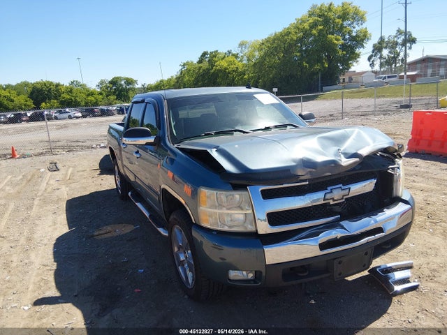 Salvage Chevrolet Silverado 1500 Image